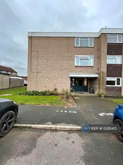 2 Bedroom Flat To Rent In Boarlands Close, Slough, SL1