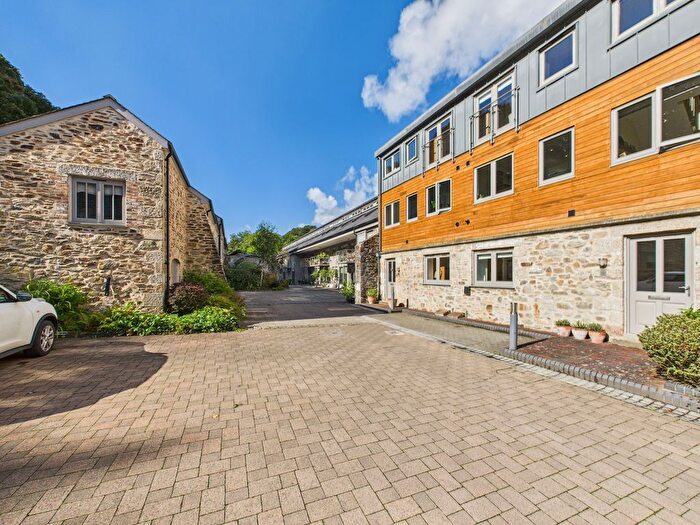 4 Bedroom Property To Rent In Perranarworthal, Truro - Beautifully Presented, TR3