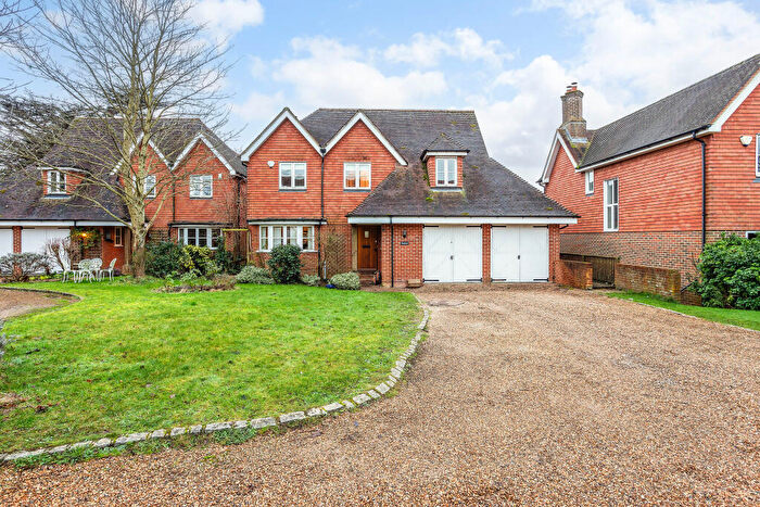 5 Bedroom Detached House For Sale In Cobbett Hill Road, Guildford, GU3