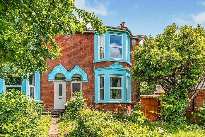 5 Bedroom Semi-Detached House To Rent In Church Lane, Southampton SO17