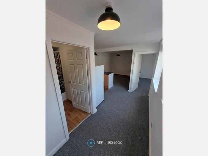 1 Bedroom Flat To Rent In Queens Rd, Doncaster, DN1