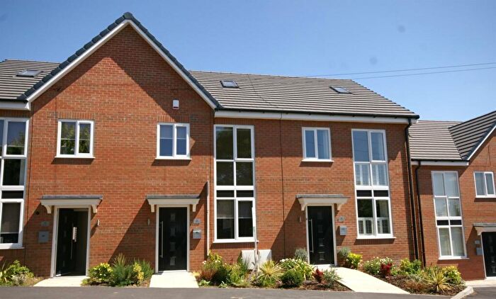 3 Bedroom Town House To Rent In Rivington Place, Blackrod, BL6