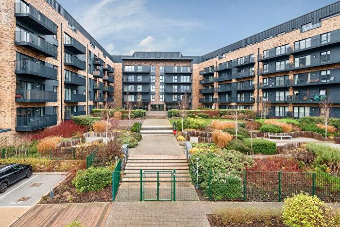 2 Bedroom Flat For Sale In George Street, Ashford, TN23