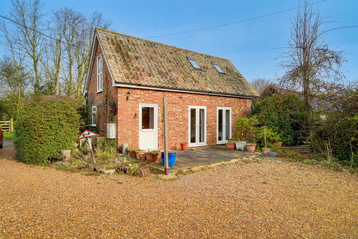 2 Bedroom Maisonette To Rent In Everitts Farm, Little Raveley, PE28