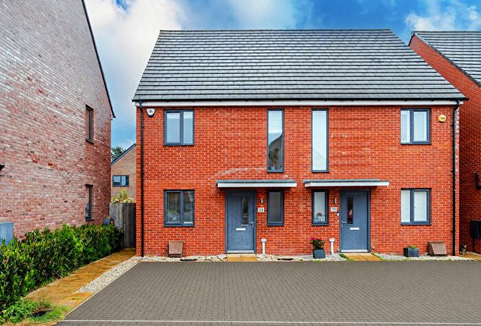 2 Bedroom Semi-detached House For Sale In Shepton Road, Broughton, Milton Keynes, MK10