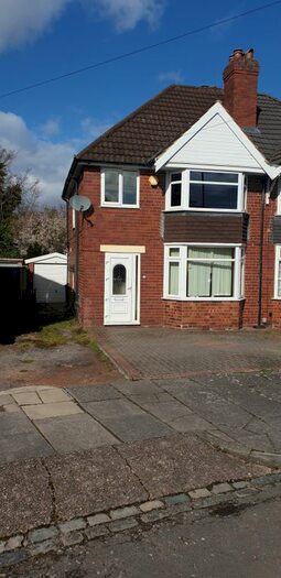 3 Bedroom Semi-Detached House To Rent In Temple Avenue, Hall Green, Birmingham, B28