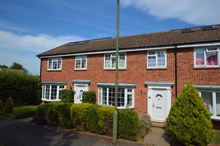 3 Bedroom Terraced House To Rent In Chichester Close, Witley, Godalming, Surrey, GU8
