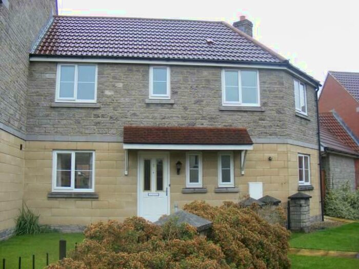 3 Bedroom End Of Terrace House To Rent In Montacute Circus, Weston Village, Weston-super-Mare, BS24