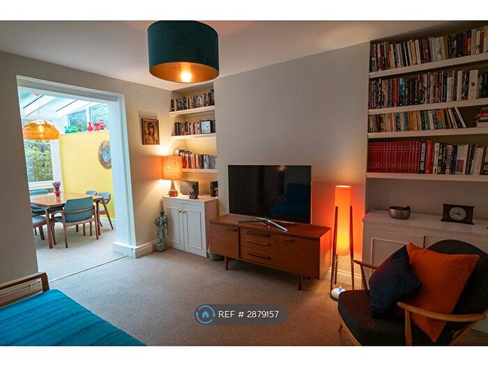 1 Bedroom Flat To Rent In Dalston, London, E8