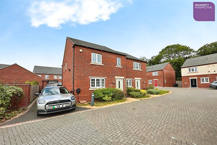 3 Bedroom Semi-Detached House For Sale In Gardner Court, DE6