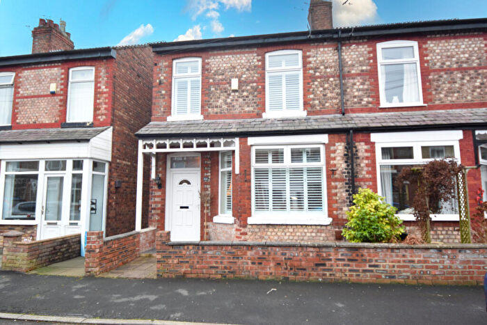 3 Bedroom Semi Detached House For Sale In Alderley Road, Urmston, M41