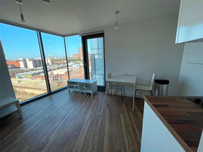 1 Bedroom Flat To Rent In The Tower, Plaza Boulevard, Liverpool, L8