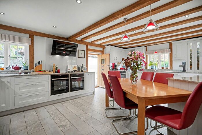 5 Bedroom Detached House For Sale In Upper Street, Hollingbourne, ME17