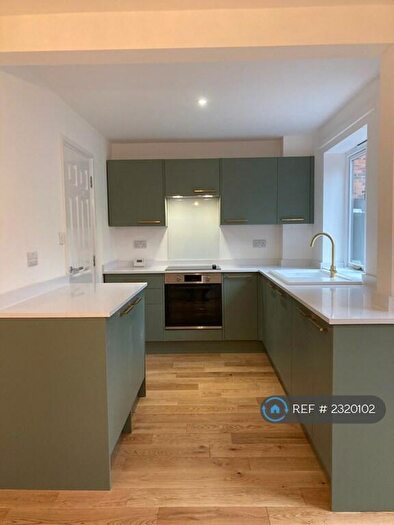4 Bedroom Terraced House To Rent In Park Hill Road, Birmingham, B17