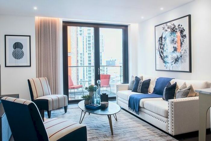 3 Bedroom Flat To Rent In Thornes House, London, SW11