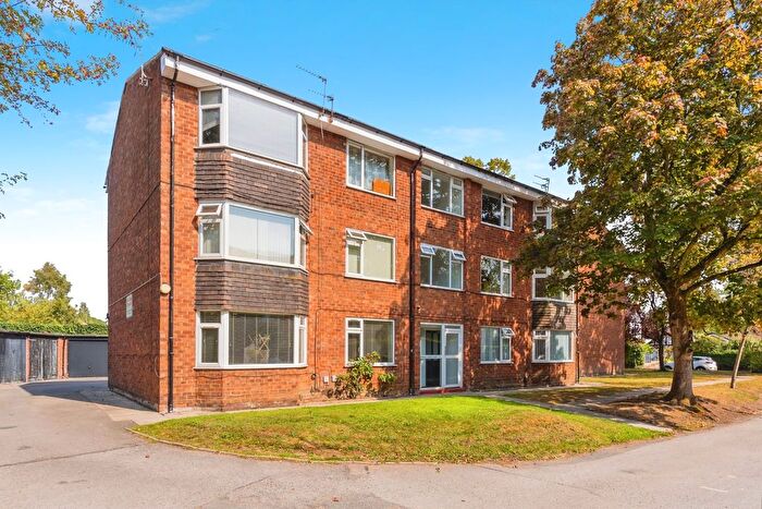 2 Bedroom Flat For Sale In Avondale Lodge, Whitehall Road, Sale, Greater Manchester, M33