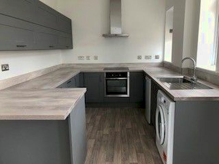 1 Bedroom Flat To Rent In Humber Street, Hull, HU1