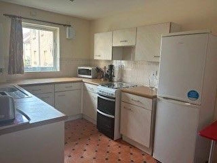2 Bedroom Flat To Rent In Brewster Place, St Andrews, Fife, KY16