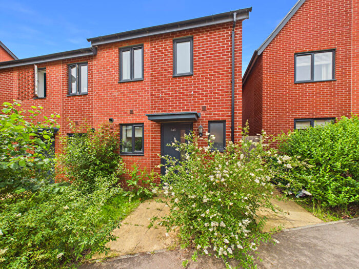 2 Bedroom End Of Terrace House For Sale In Bluebell Way, Whiteley, PO15