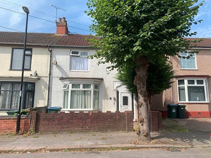 3 Bedroom End Of Terrace House To Rent In Loudon Avenue, Coventry, CV6