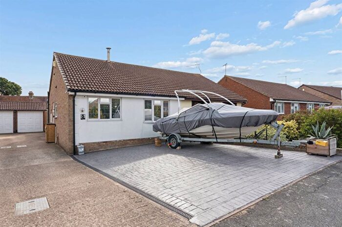 2 Bedroom Semi Detached Bungalow For Sale In Hampton Gardens, Herne Bay, CT6