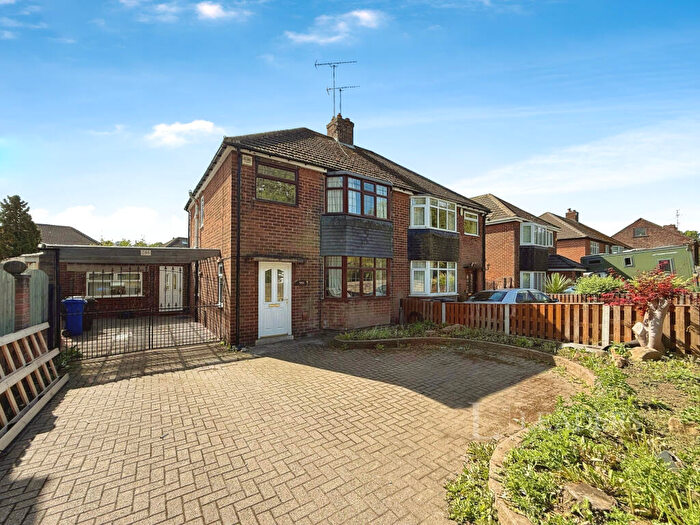 3 Bedroom Semi-Detached House To Rent In Retford Road, Sheffield, S13