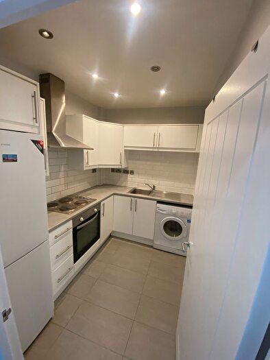 2 Bedroom Flat To Rent In London Road, Wembley, HA9