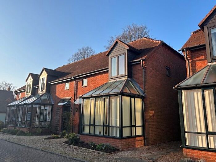 2 Bedroom Semi Detached House For Sale In Herringcote, Dorchester-On-Thames, OX10