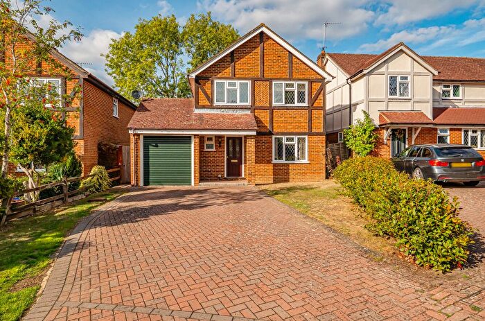 4 Bedroom Detached House For Sale In Nash Park, Binfield, Bracknell, RG42