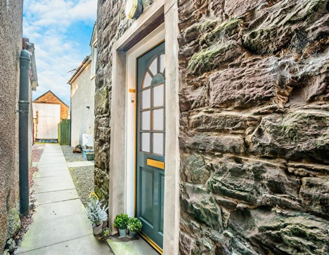 2 Bedroom Apartment For Sale In The Cross, Doune, FK16