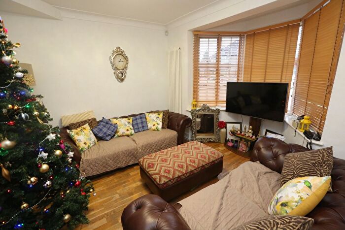 3 Bedroom Semi-Detached House To Rent In Dickens Avenue, Uxbridge, UB8