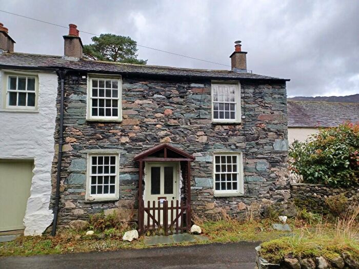 3 Bedroom End Of Terrace House To Rent In , CA12