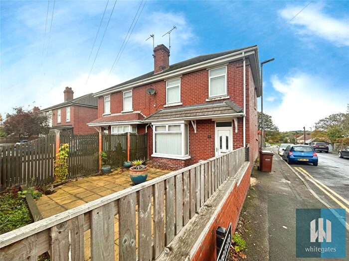 3 Bedroom Semi Detached House For Sale In Barnsley Road, South Kirkby, Pontefract, West Yorkshire, WF9