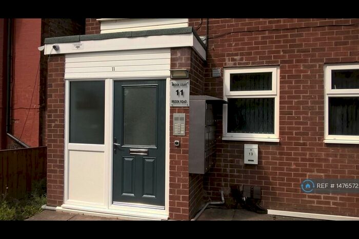 Studio To Rent In Brook Road, Manchester, M14