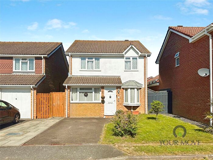 3 Bedroom Detached House For Sale In Boston Close, Eastbourne, East Sussex, BN23