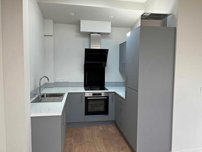 1 Bedroom Flat To Rent In Orchid House, Stonesfield, OX29