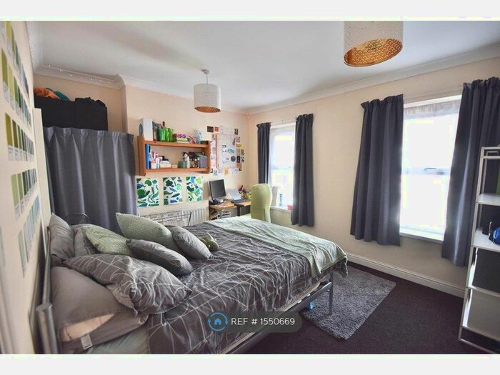 4 Bedroom Terraced House To Rent In Cyfarthfa Street, Cardiff, CF24