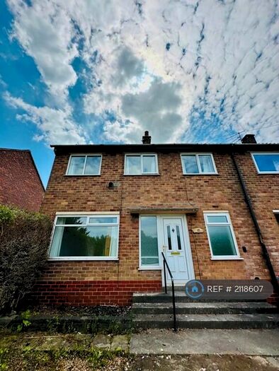 3 Bedroom Semi-Detached House To Rent In Skipton Crescent, Ribbleton, Preston, PR2