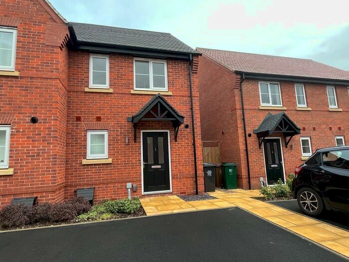 2 Bedroom House To Rent In Allington Place, Littleover, DE23