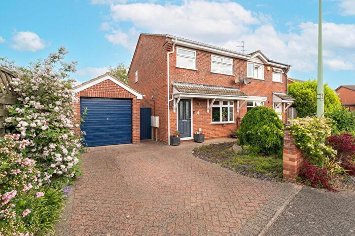 3 Bedroom Semi-Detached House For Sale In Portsch Close, Carlton Colville, NR33