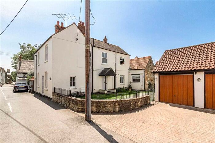 3 Bedroom Detached House For Sale In Dove Lane, Harrold, MK43