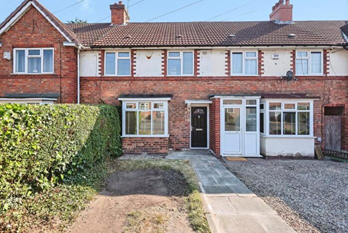 3 Bedroom Terraced House For Sale In Peckham Road, Birmingham, West Midlands, B44