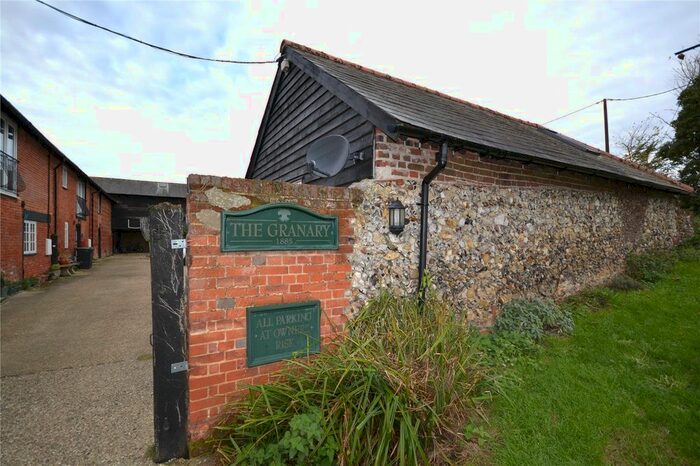 1 Bedroom Flat To Rent In Moor End Farm, Broxted CM6