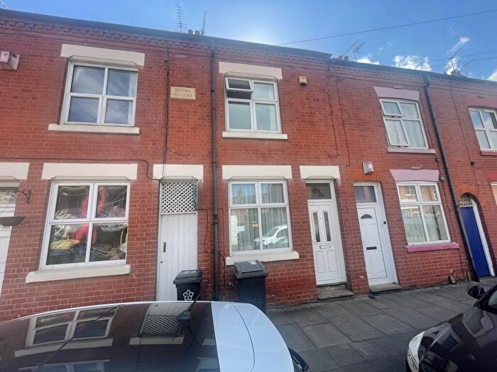 3 Bedroom Terraced House For Sale In Bonchurch Street, Leicester, LE3