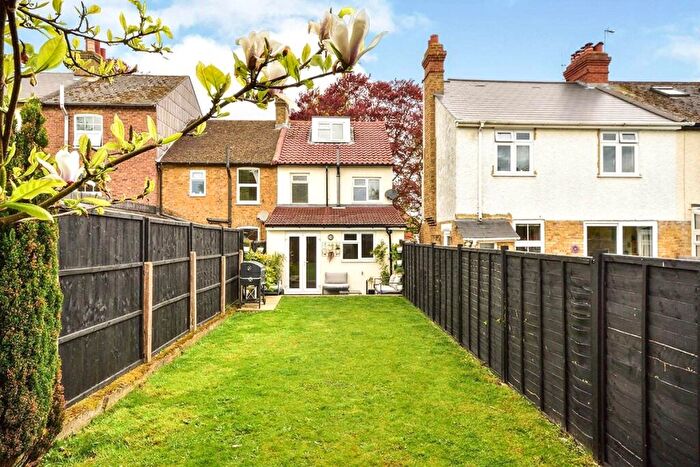 3 Bedroom End Of Terrace House For Sale In Loose Road, Maidstone, Kent, ME15