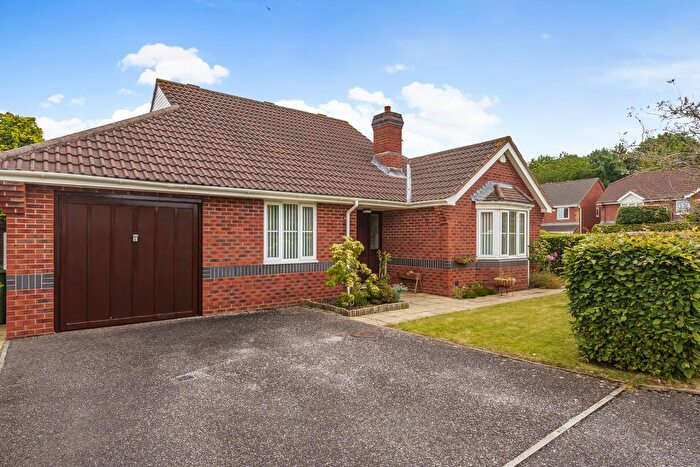 3 Bedroom Detached Bungalow For Sale In Killams Green, Taunton, TA1