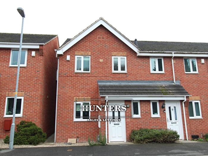 3 Bedroom Semi Detached House To Rent In Milton Gardens, Featherstone, Pontefract, West Yorkshire, WF7
