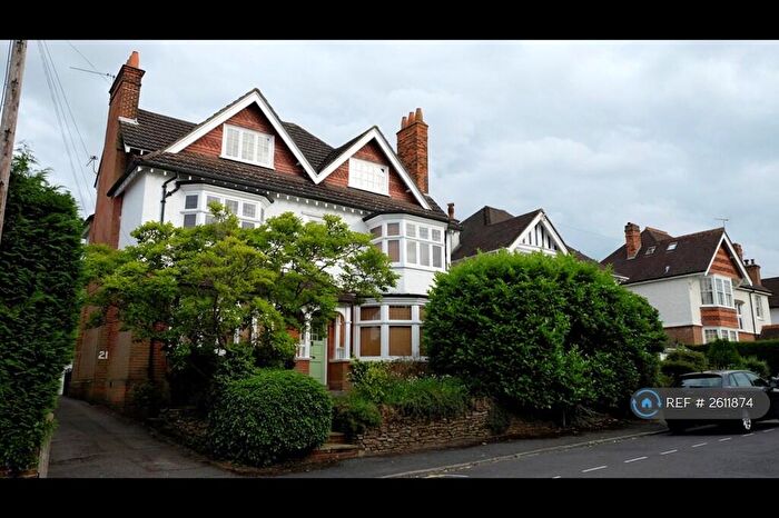 2 Bedroom Flat To Rent In Ennismore Avenue, Guildford, GU1