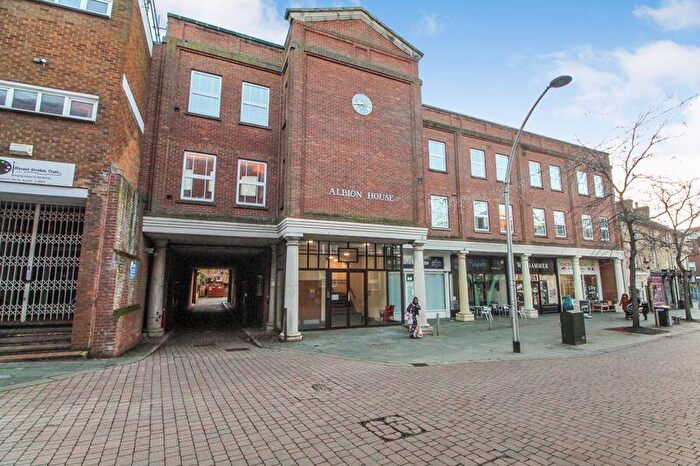 1 Bedroom Apartment For Sale In Lime Street, Bedford, MK40
