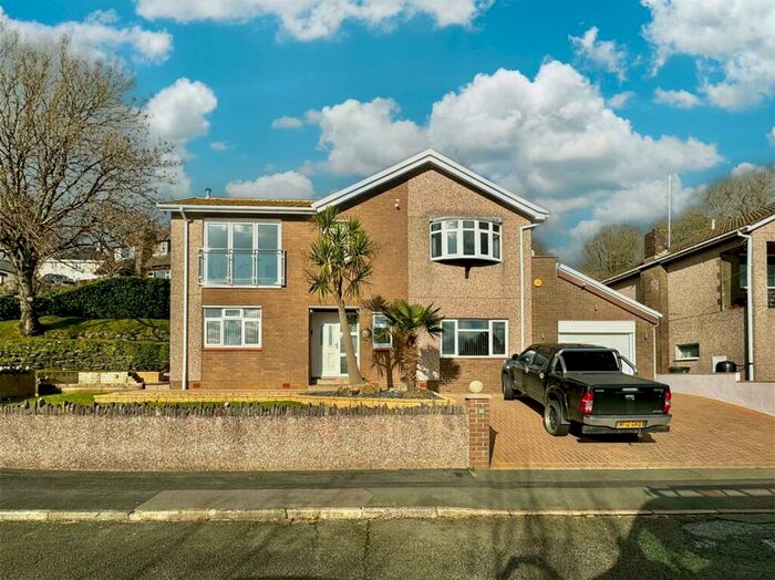 3 Bedroom Detached House For Sale In Yealmpton, Plymouth, PL8